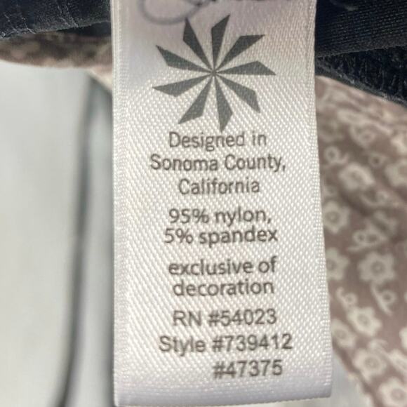 Athleta Dipper Hiking Bermuda Black Nylon Stretch Shorts Women’s 16 - Picture 14 of 16